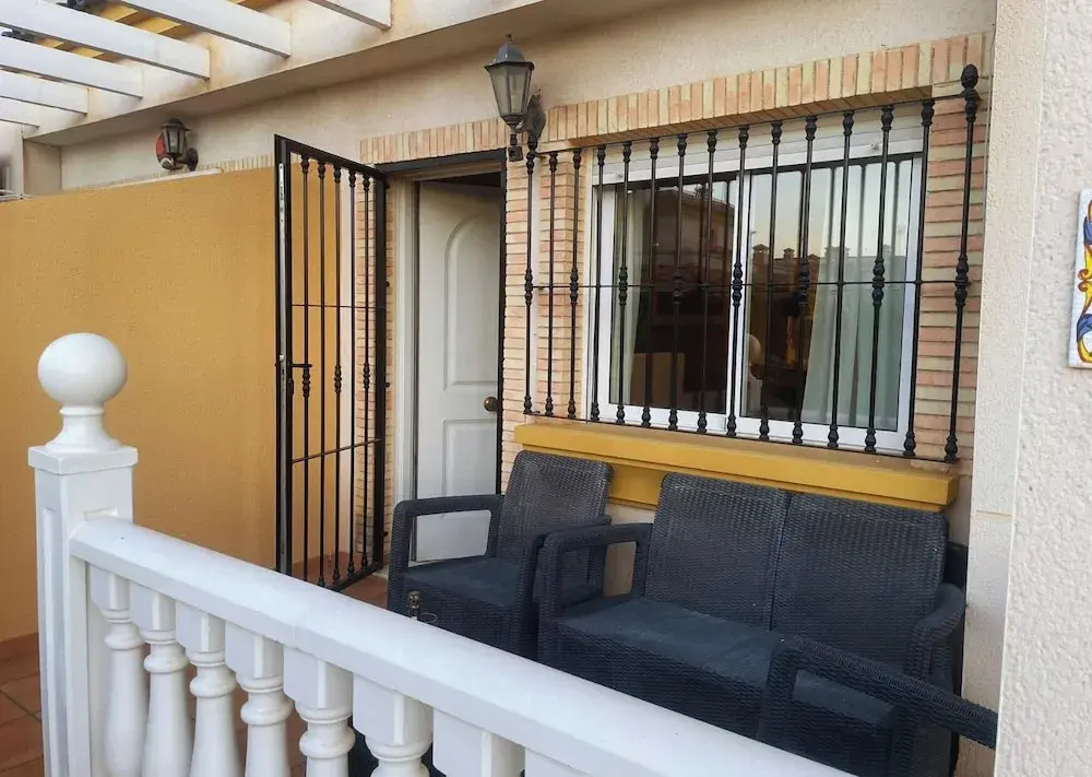 Modern Escape, Shared Pool, Private Terrace