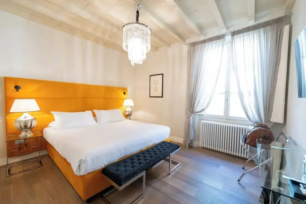 Standard Double room (full double bed)