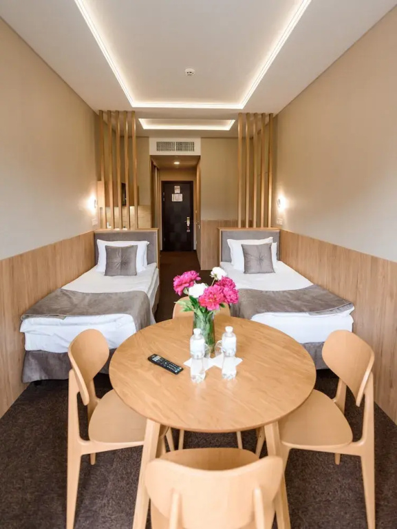 2 Bedrooms Apartment with balcony