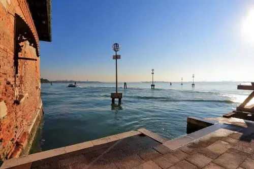 Beach & Waterfront