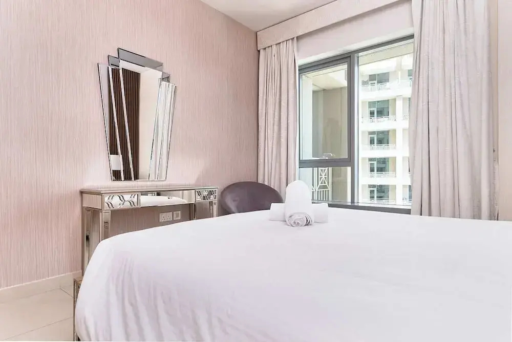 Bellavista-Striking-1Bedroom with Annex — фото