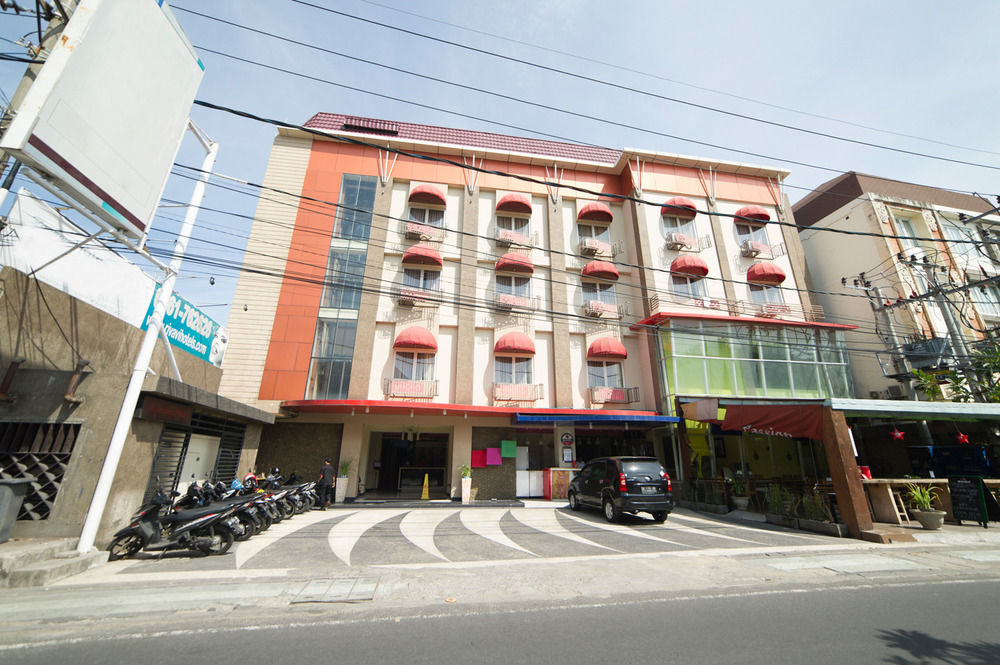 Airy Legian Melasti 1 Kuta Bali