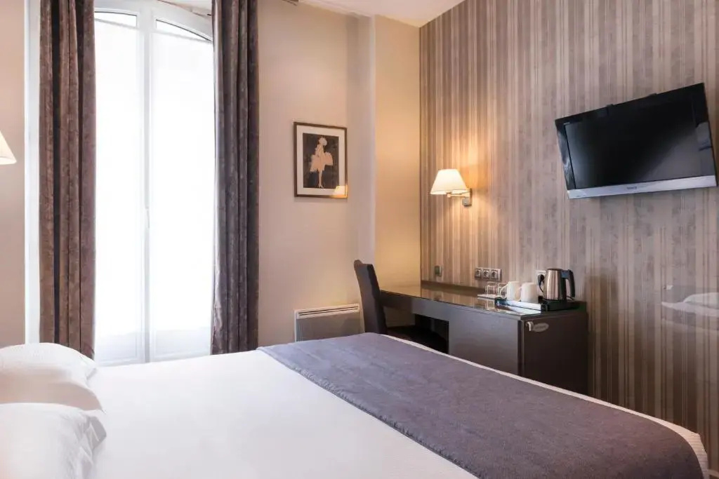 Standard Double room (full double bed)