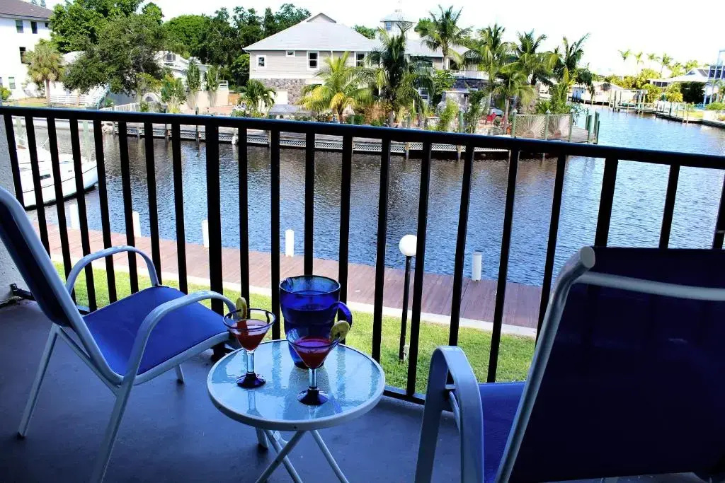 The Bay Inn at the Lani Kai - Général