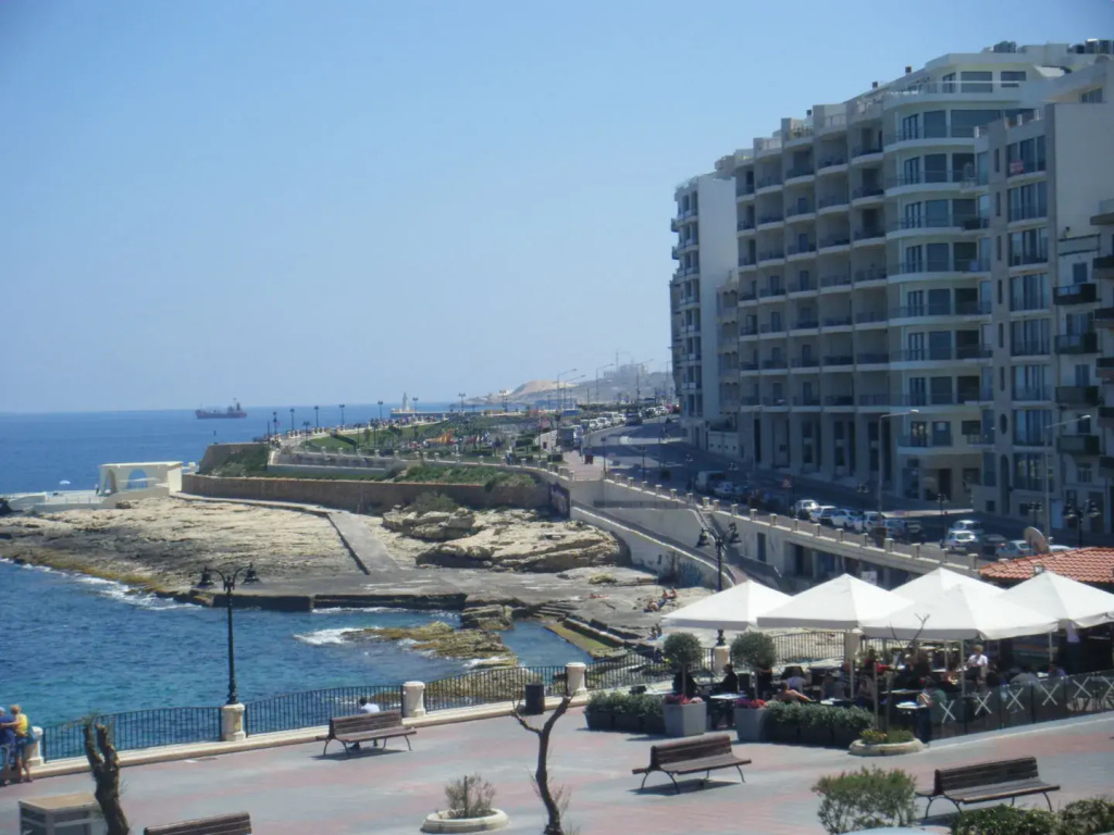 Beach & Waterfront