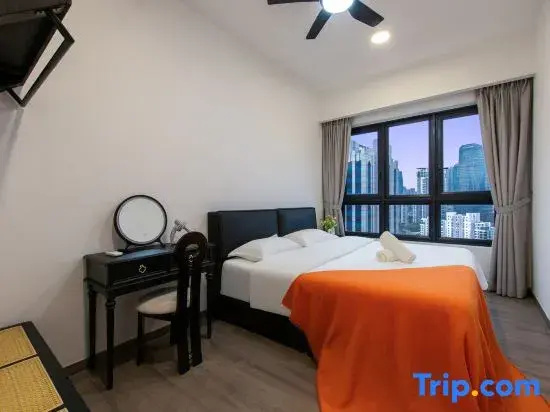 Standard room with city view