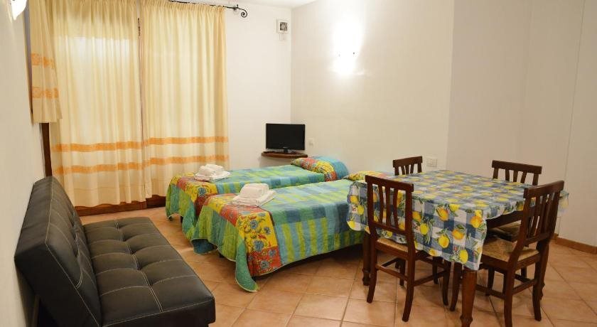 gallery_image_hidden_4