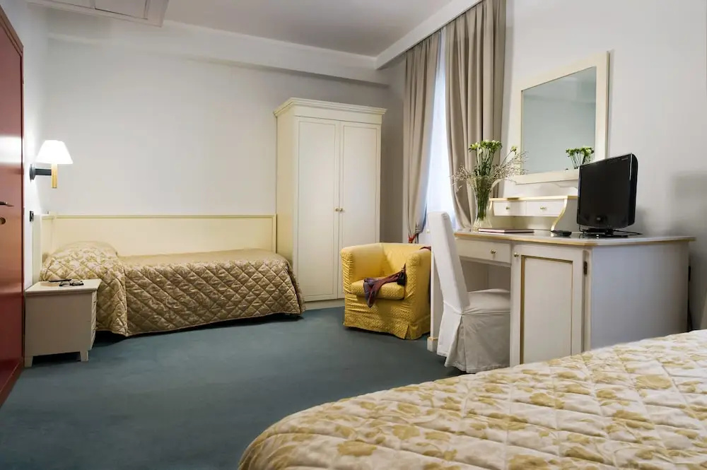 Carlton Capri Hotel - Chambres
