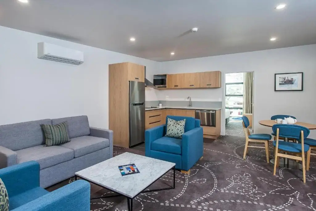 2 Bedrooms Deluxe Suite