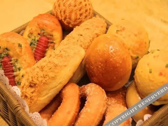 Food & Beverage