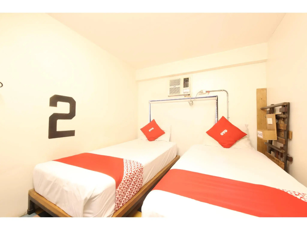 Standard Triple room