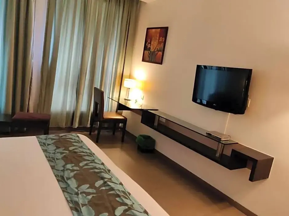 Superior Double room (full double bed)