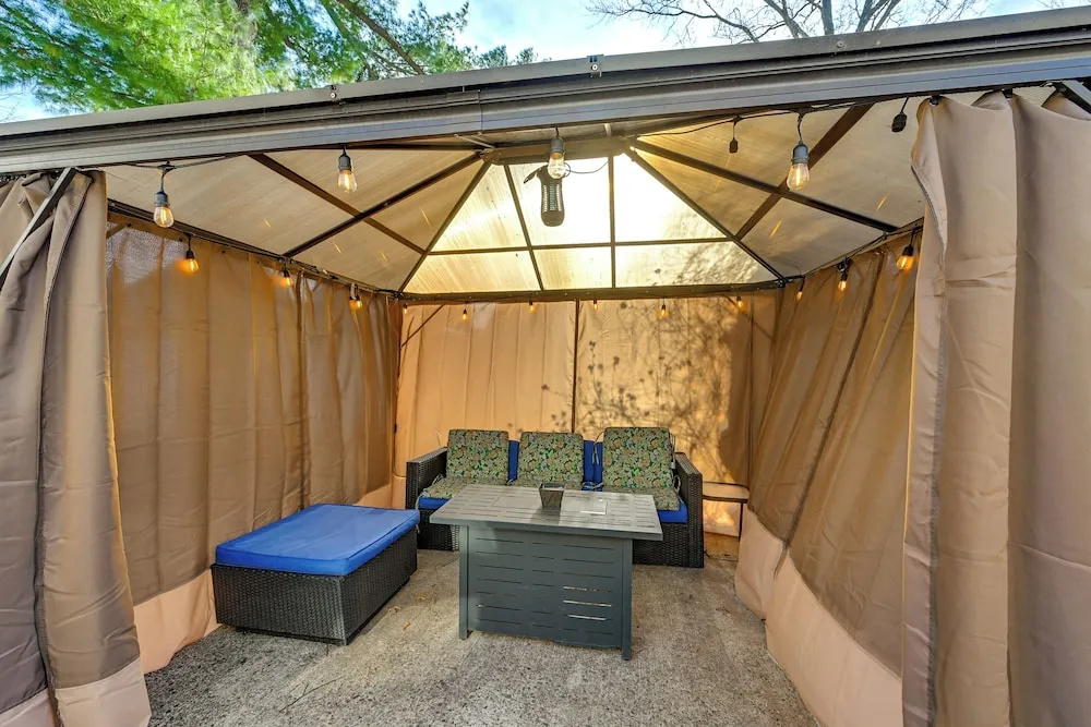 Walkable Location, 8 Mi to Metlife: Teaneck Escape