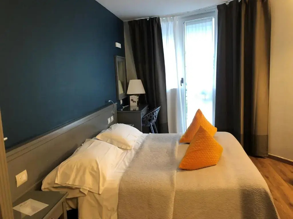 Economy room