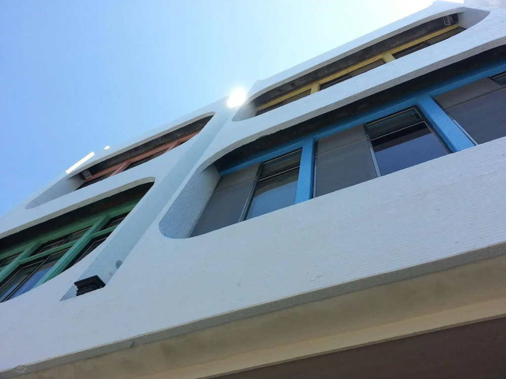Aquarium Hostel