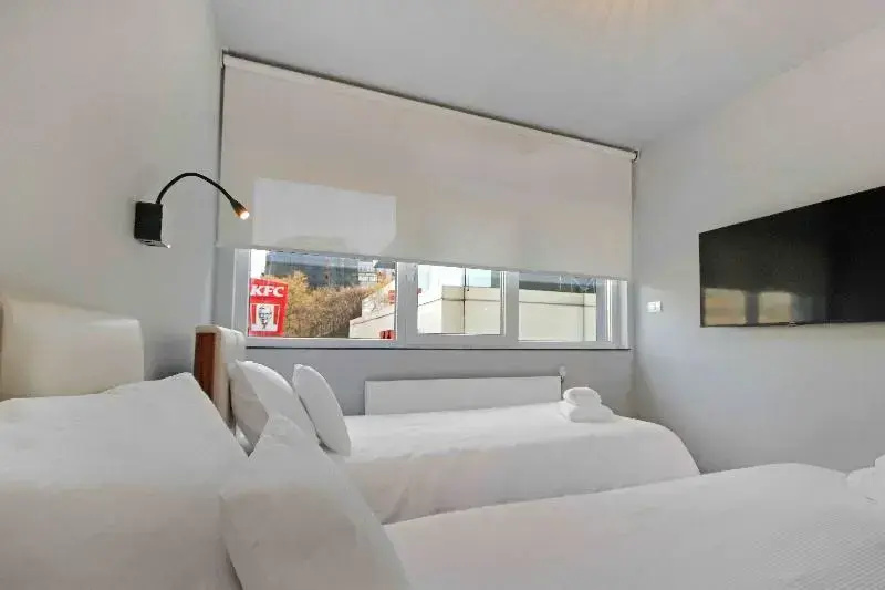Economy Double room (twin beds)