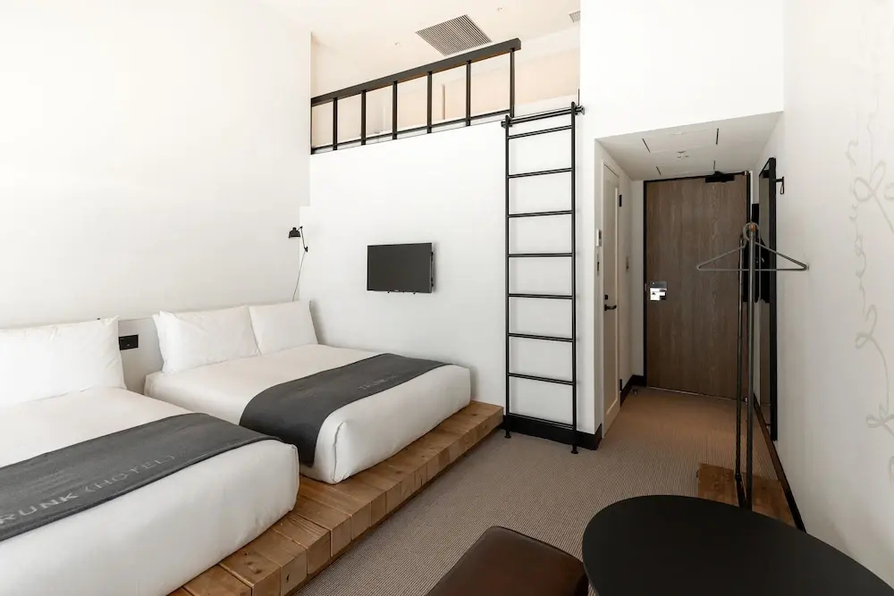 Standard Apartment