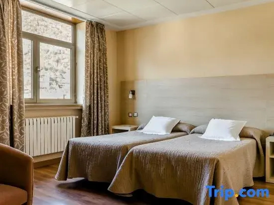 Single room with Spa Access with valley view