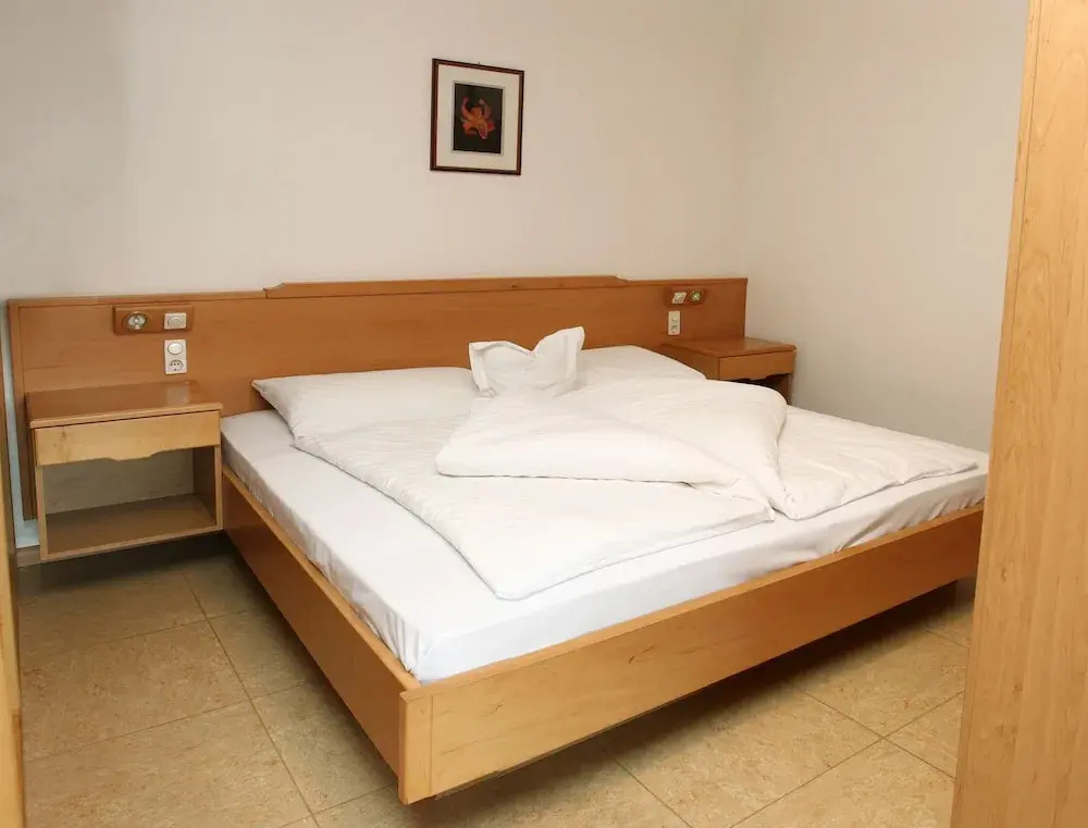 1 Bedroom Classic Apartment with balcony and with view