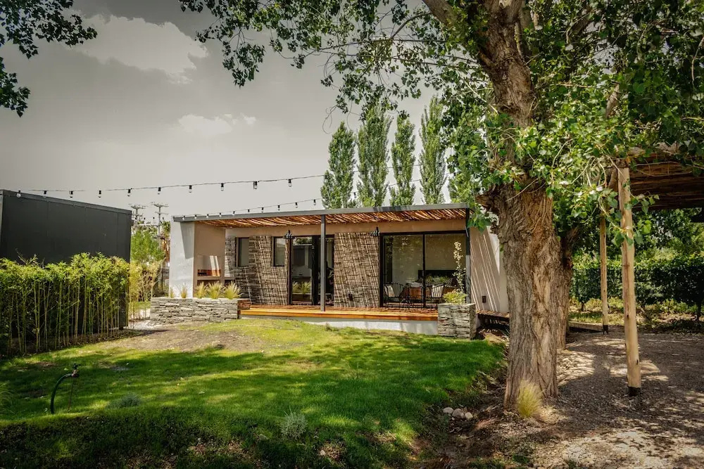 Lodwine Lodges