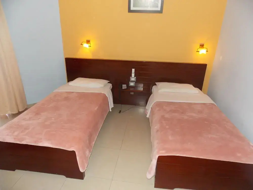 Standard Triple room with sea view
