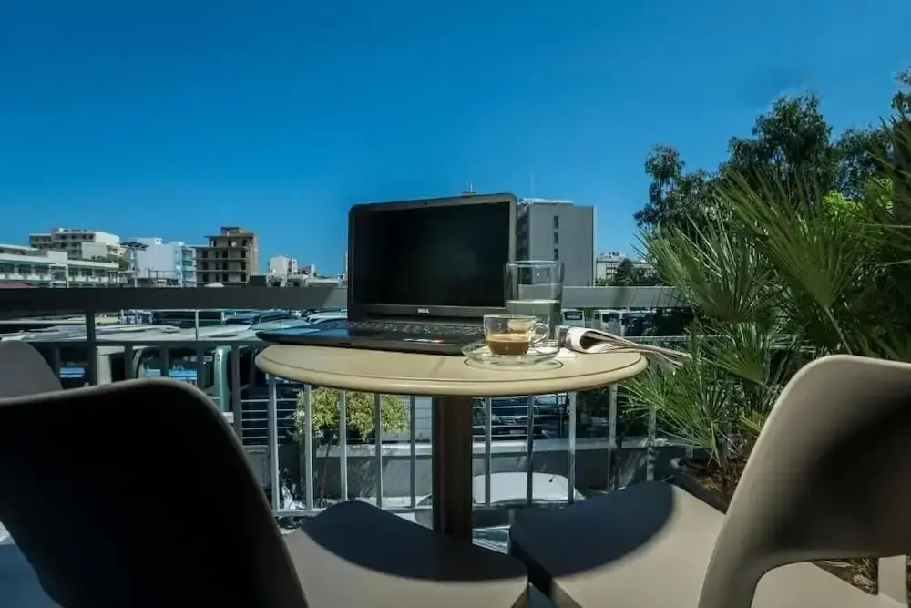 Mediteranean Luxury Apartment