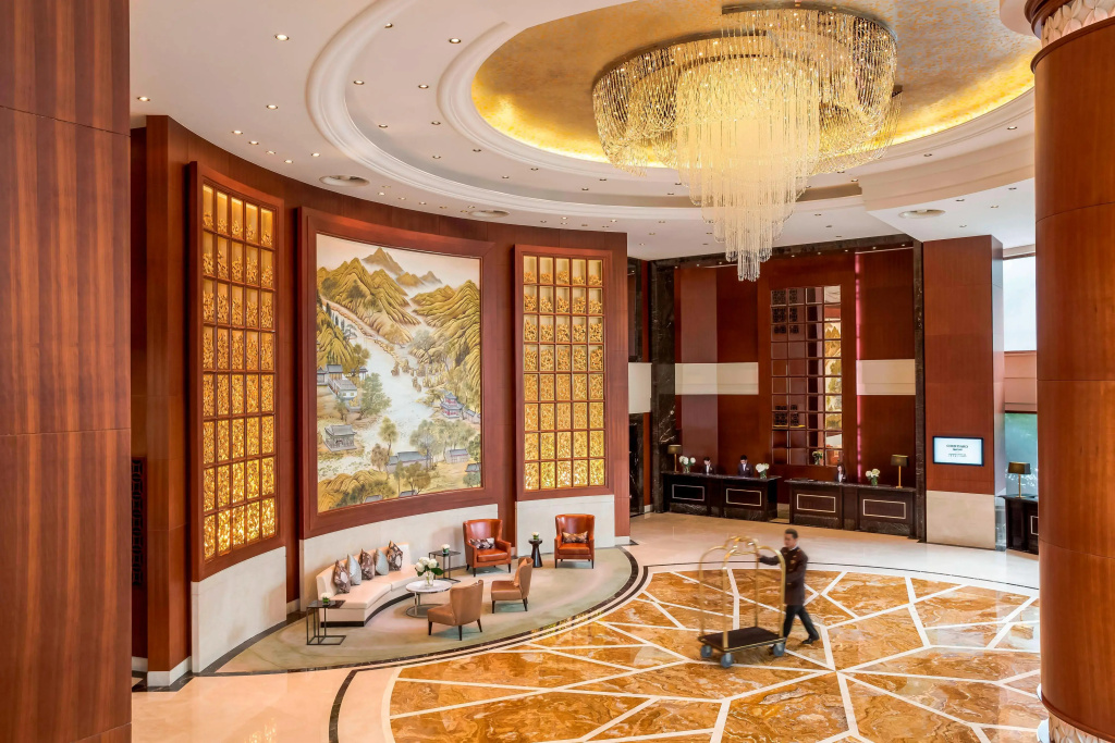 Lobby & Reception