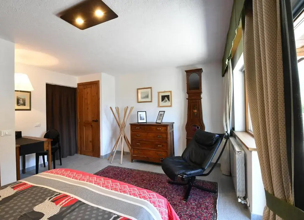 3 Bedrooms Cottage