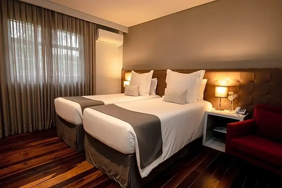 Sanma Hotel - Chambres