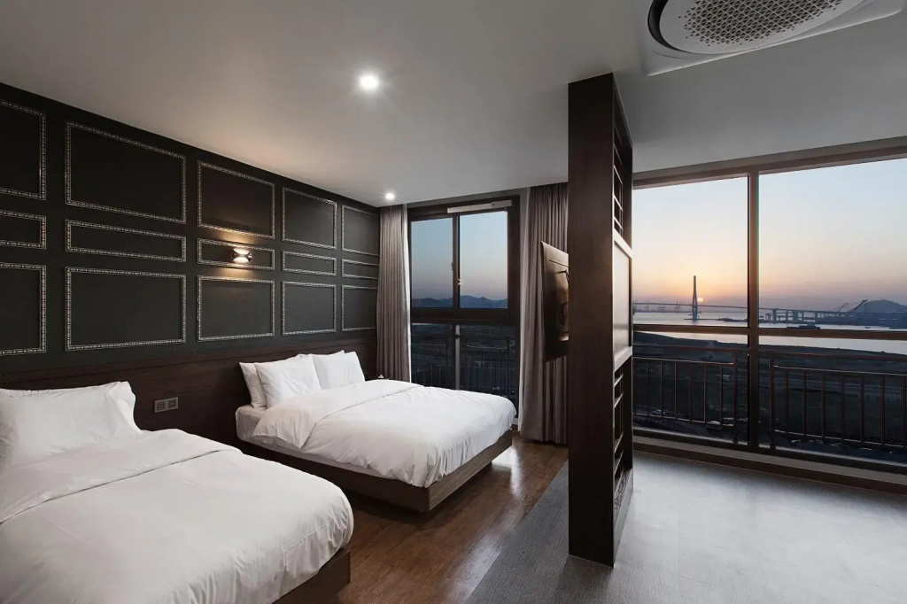 Double Junior Suite (twin beds)