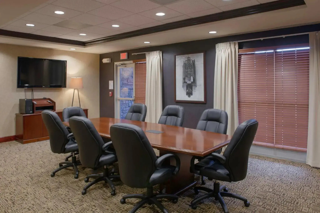 Holiday Inn Ardmore I-35 by IHG - фото 19