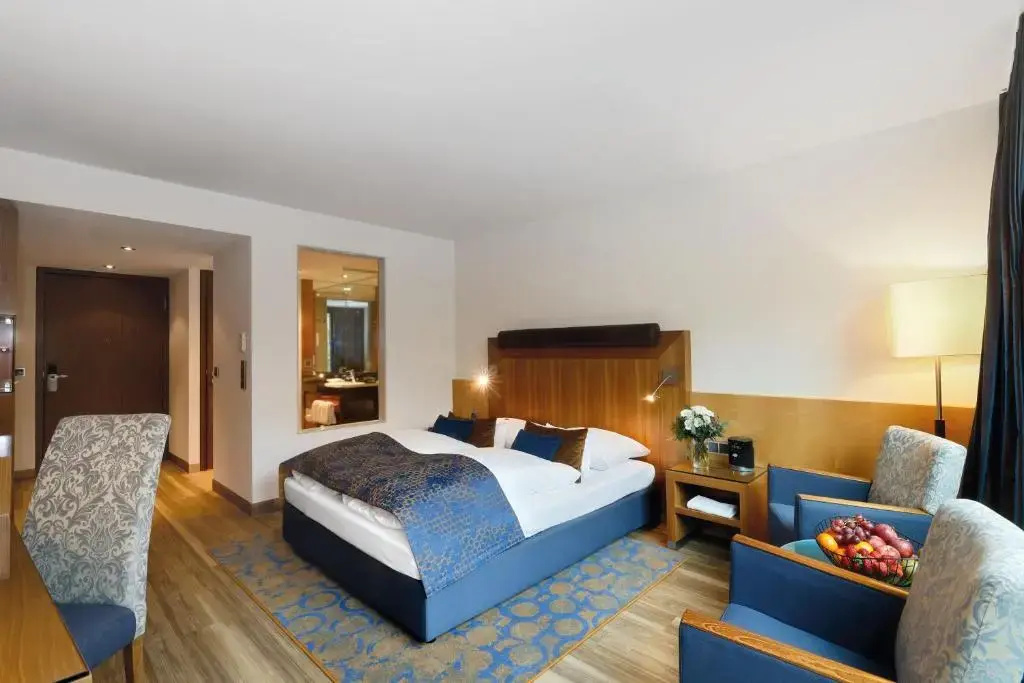 Superior Double room (full double bed)
