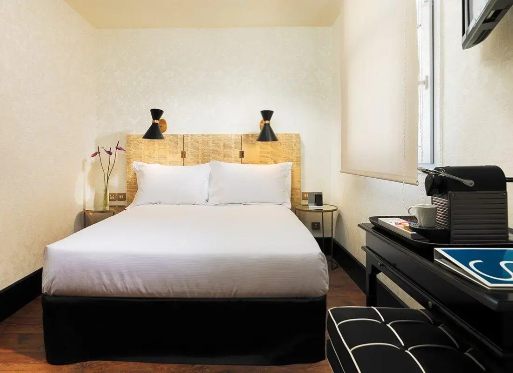 H10 Catalunya Plaza Boutique Hotel - Chambres