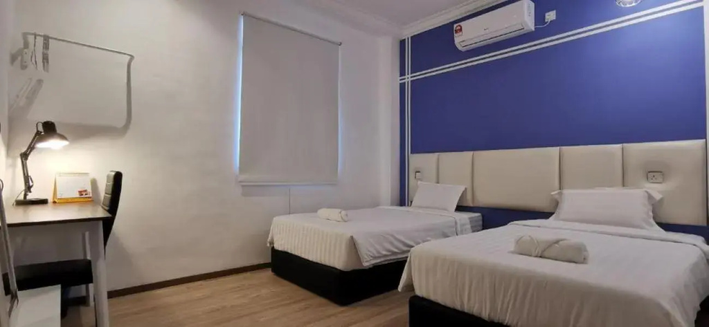 Deluxe Family Suite