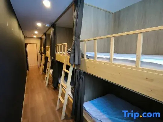 Bed in Dorm (male dorm)