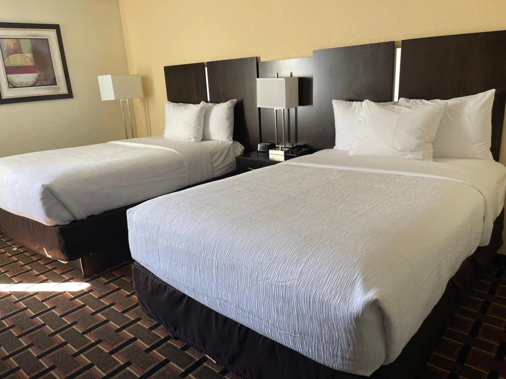 Comfort Inn Dunmore - Scranton East — 3