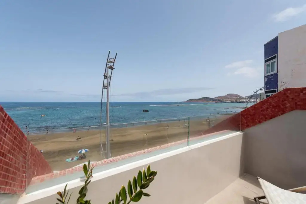 Beach & Waterfront
