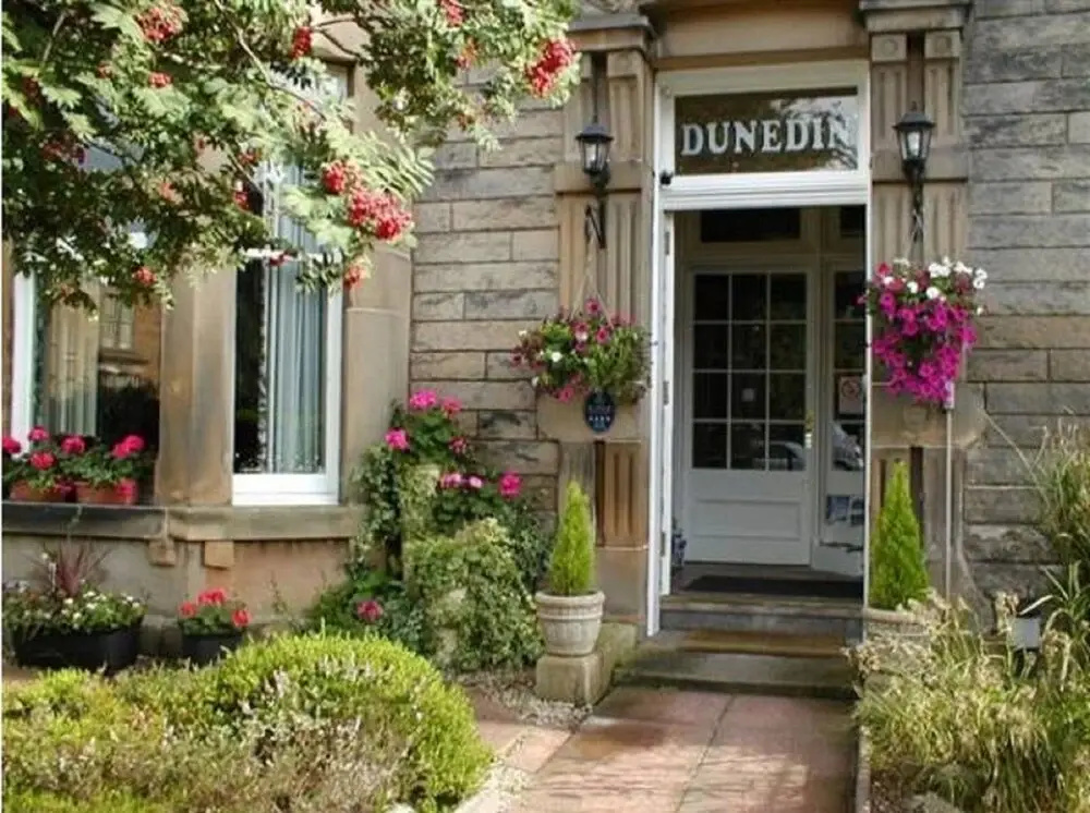Dunedin Guest House