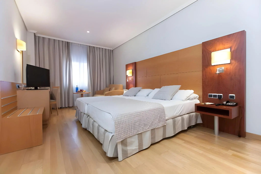 Hotel Sercotel Gran Fama - Général