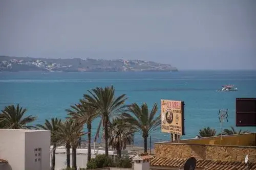 Beach & Waterfront