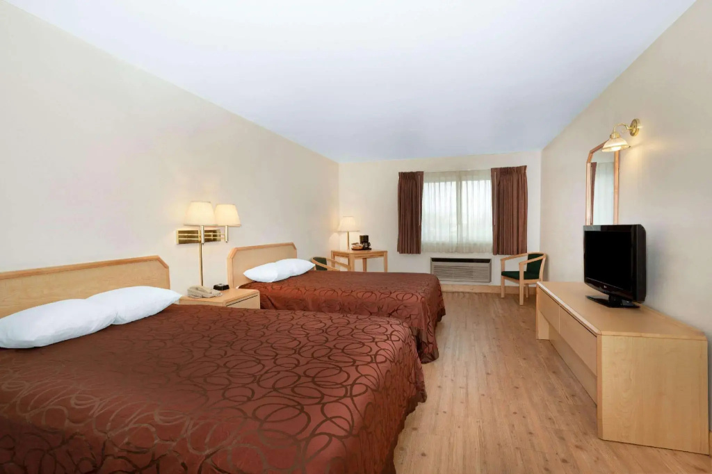Deluxe Quadruple room