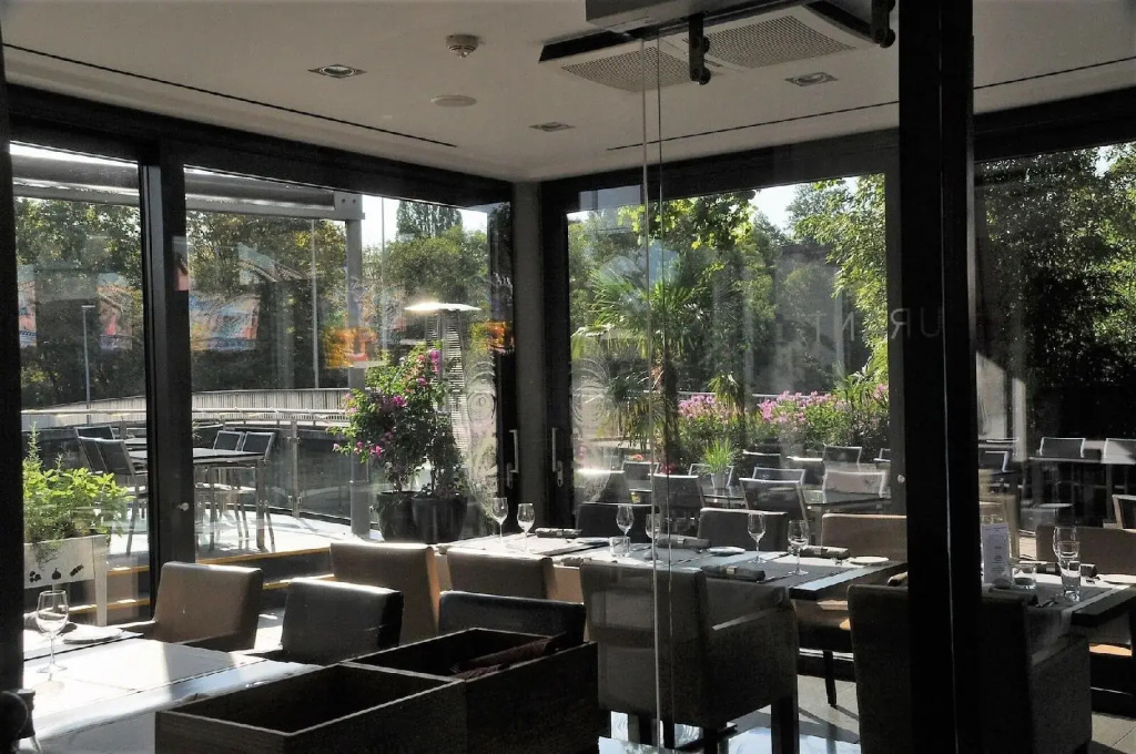 Hotel photo 11