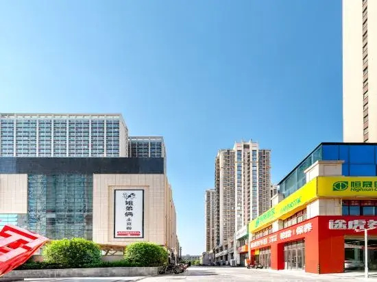 Dream Cinema Hotel