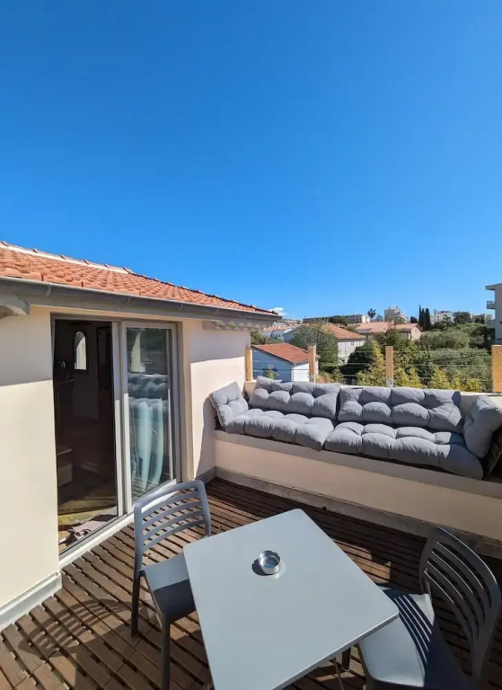 Voir la photo 1 — Top Floor Studio Le Nid d’Amour Mandara Beach