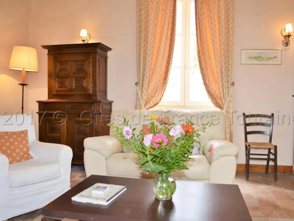 Voir la photo 2 — Gîte Parçay-sur-Vienne, 5 pièces, 8 personnes - FR-1-381-262