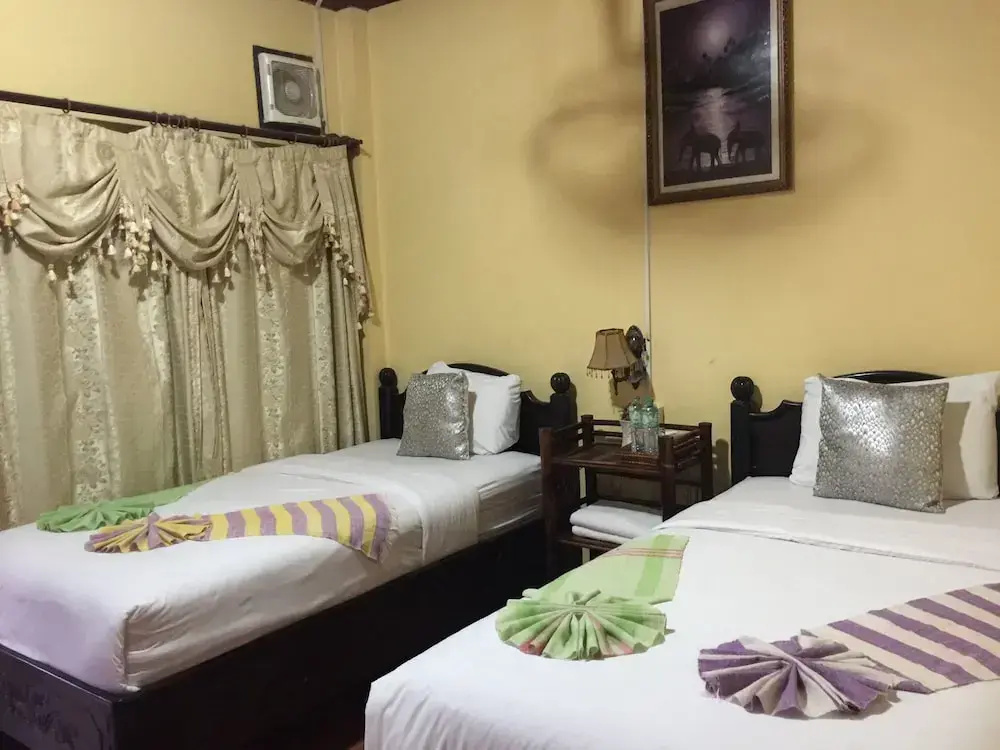Standard Double room with balcony twin beds