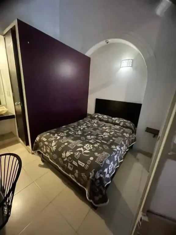 Economy room