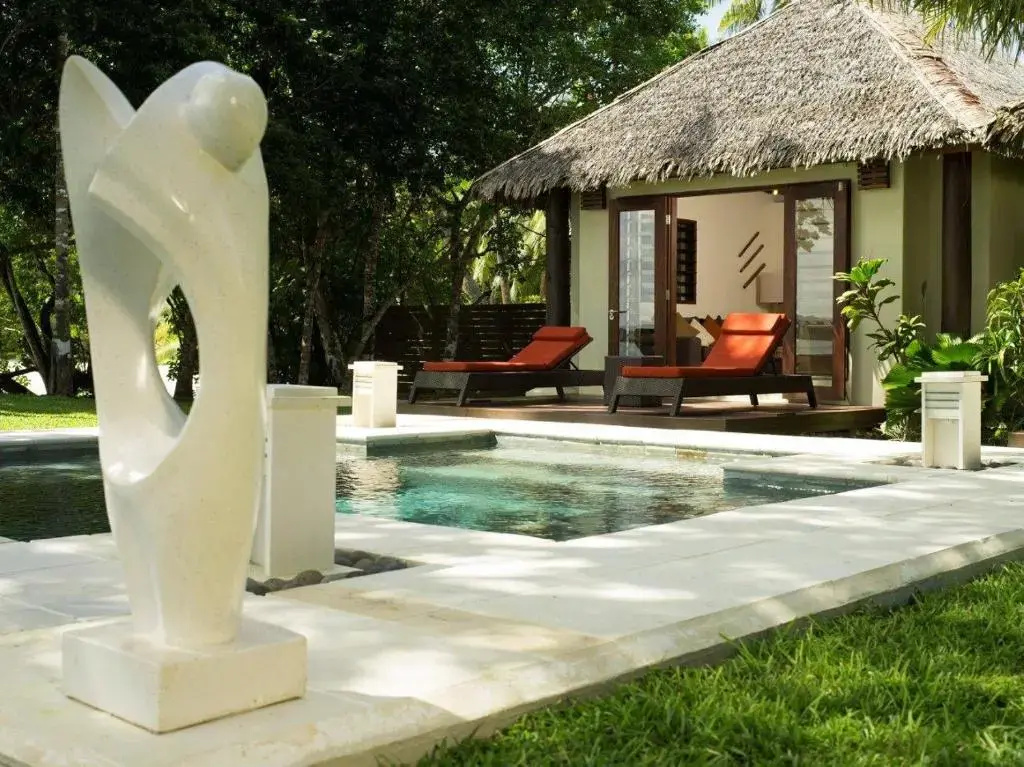 2 Bedrooms Villa