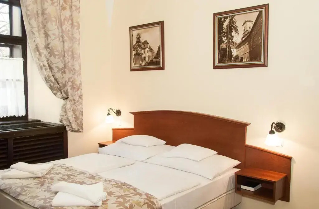 Klastrom Hotel - Chambres