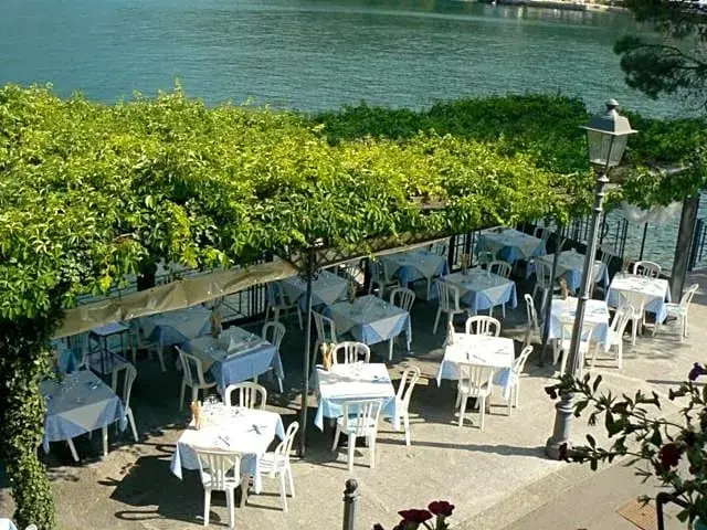 Beach & Waterfront